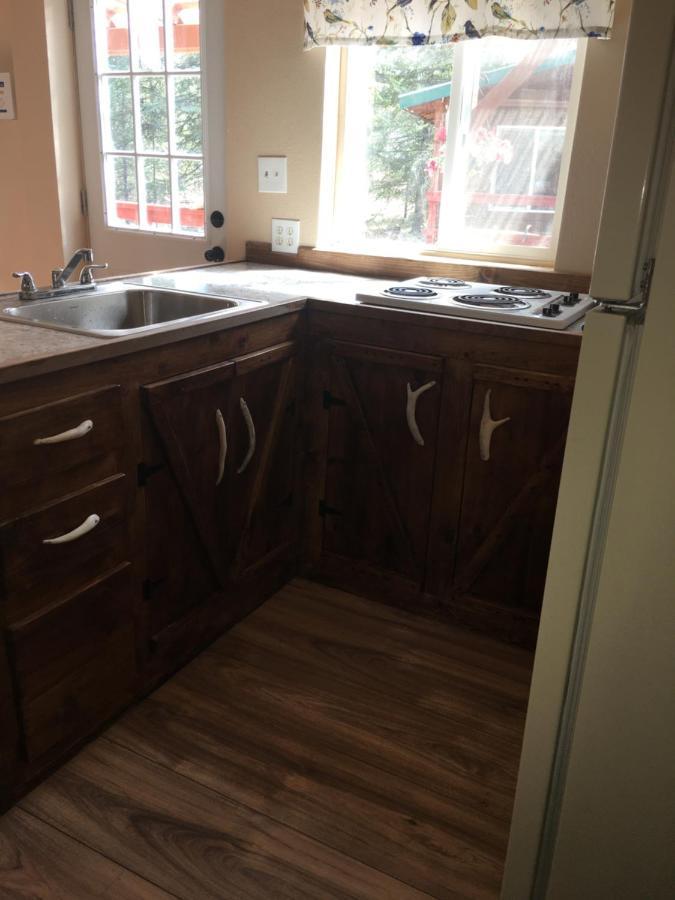 Whispering Woods Ak Cabins Kasilof Екстериор снимка